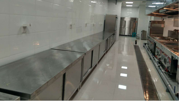 學校叼嘿软件下载大全設備現場圖