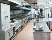 成都餐飲廚具廠家聊聊新開餐飲店老板如何選擇叼嘿软件下载大全設備