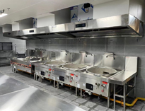 食堂廚具叼嘿软件下载大全設備供應商和你聊聊合格的商用叼嘿软件下载大全具備的條件