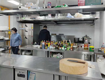 餐飲叼嘿软件下载大全設備廠家告訴你商用叼嘿软件下载大全的主要設備有哪些